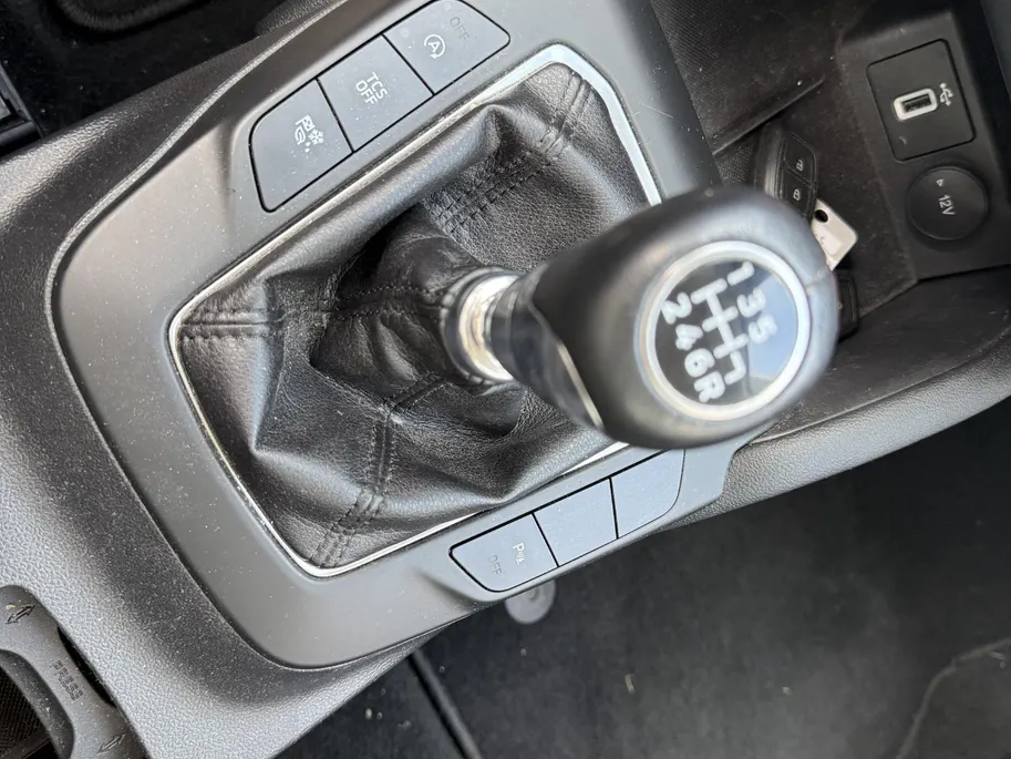 Ford Focus Wagon 1.0 EcoBoost Titanium +