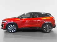 Renault Austral 1.2 E-Tech full hybrid 200 techno | Direct Leverbaar | €3500,- korting| Gratis 5 jaar garantie tot 100.000km | LMV | Blind Spot Warning | Elektrisch verwarmbare voorruit, voorstoelen & stuurwiel | Elektrisch bedienbare achterklep | op = op