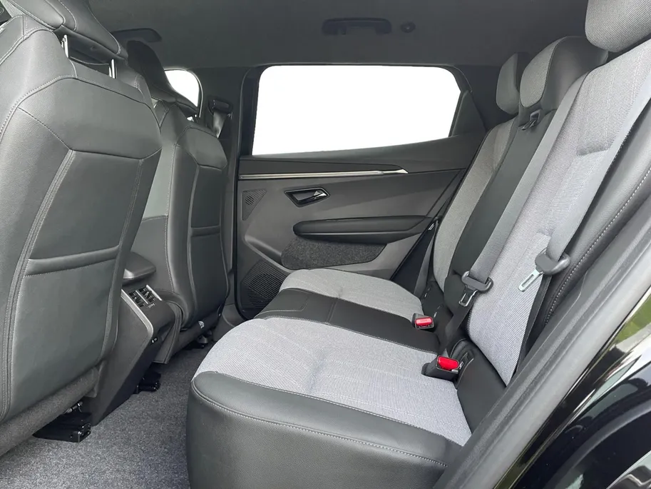 Mitsubishi Eclipse Cross Intense+ 87 kWh | ACTIEPRIJS INCL. € 4.000,- KORTING |