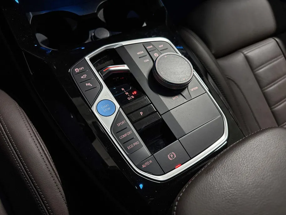 BMW iX3 High Executive