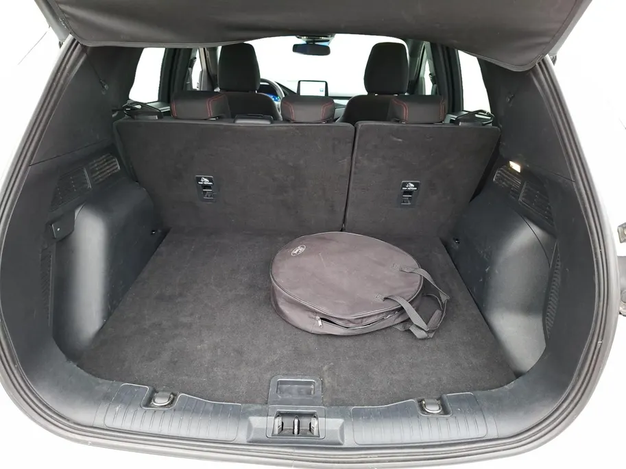 Ford Kuga 2.5 PHEV ST-Line | Stoel- stuur en voorruitverwarming | Driver assistance pack | Technology pack