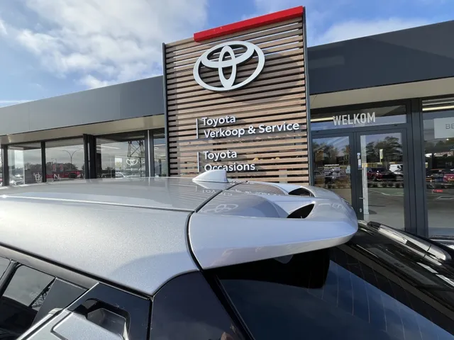 Toyota C-HR 2.0 Hybrid Dynamic | Parkeersensoren V+A