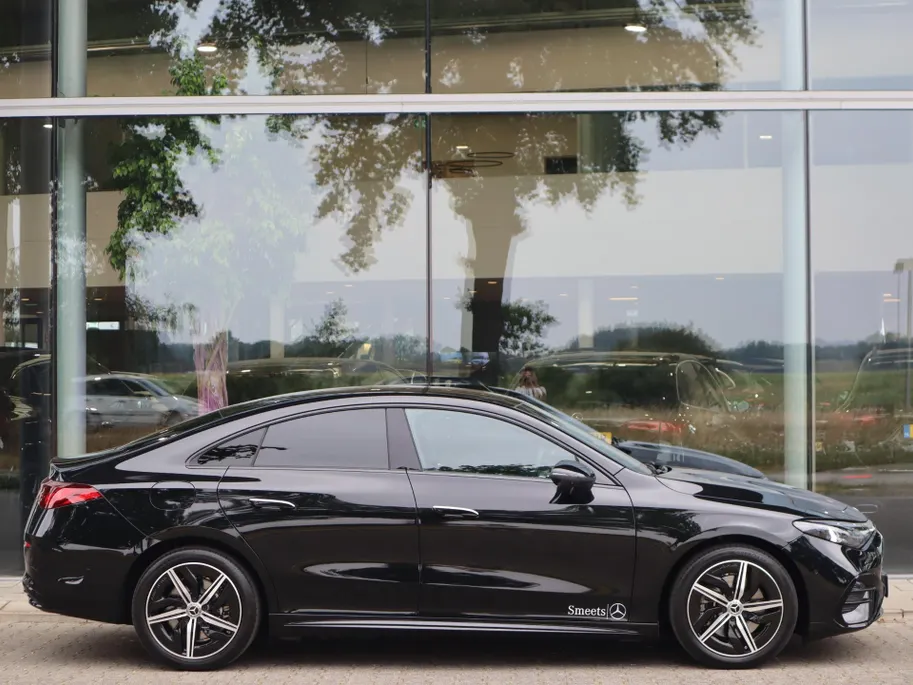 Mercedes-Benz CLA 250+ Business Solution AMG 85.5 kWh l Keyless l Ambiente lichtpakket l Dodehoekassistent