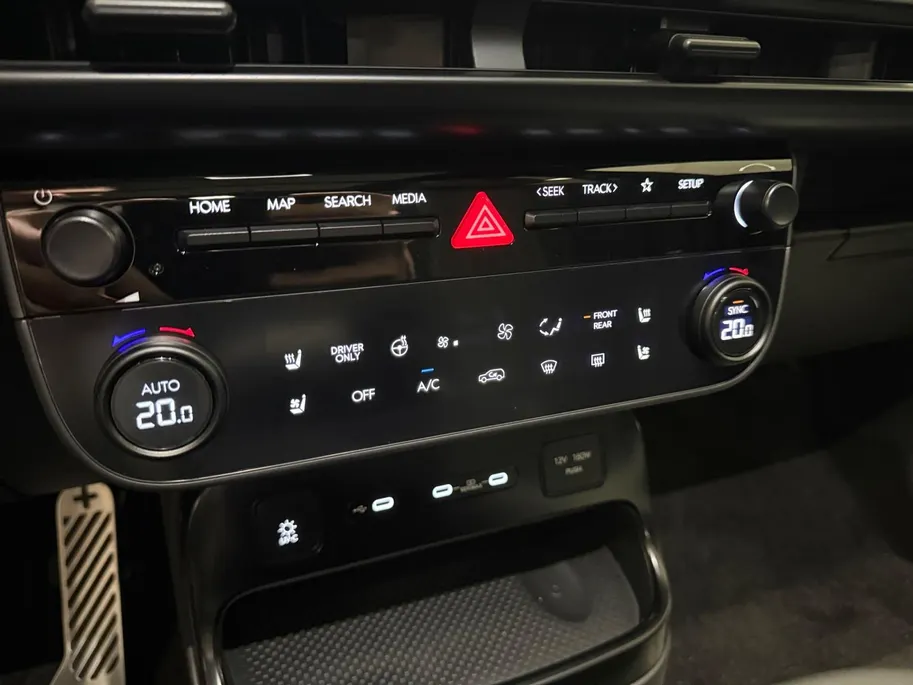 Hyundai IONIQ 9 CALLIGRAPHY BLACK INK | 4WD | 7 PERS. | 110.3 KWH | UIT VOORRAAD LEVERBAAR |