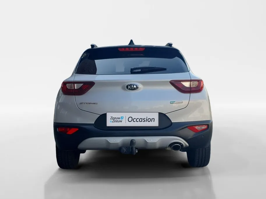 Kia Stonic 1.0T MHEV DynamicPlusLine | Trekhaak | Navigatie | Climate control | Cruise control | Keyless met startknop | Getinte ramen achter | Apple Carplay / Android Auto |