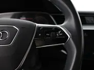 Audi e-tron e-tron 50 Quattro 313pk Launch Edition 71 kWh · SOH 94,9% · Camera · Luchtvering · Afneembare Trekhaak · Stoelverwarming · Elek. Achterklep ·
