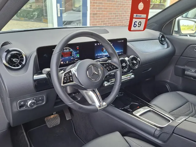 Mercedes-Benz GLA 250 e Business Solution NL-auto | rijklaarprijs !!