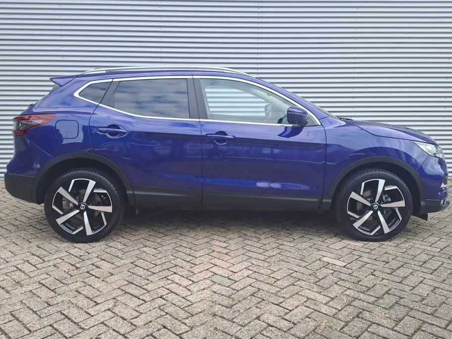 Nissan QASHQAI 1.3 DIG-T Design Edition | Automaat | Trekhaak | Pano Dak | Navi | Cruise | Camera | Apple Carplay/Android Auto | Stoel verrw.