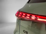 Audi Q5 S Line 299PK e-hybrid quattro · Panoramadak · 360°Camera · Trekhaak  Drive select · Garantie t/m 18-03-2031 of 100000km.