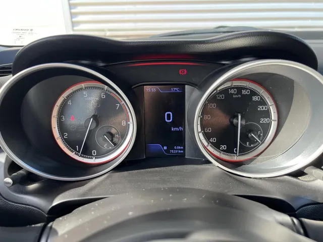 Suzuki Swift 1.2 Style Smart Hybrid | Apple Carplay & Android Auto | 16' Lichtmetalen Velgen | Climate Control | Navi