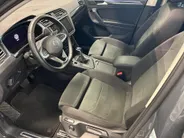 Volkswagen Tiguan 1.4 TSI 245pk DSG eHybrid Life Business · Panoramadak · 360 Camera · Inklap. Trekhaak · Head-Up Display · Dodehoeksensor · Parkeer Assistent ·