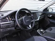 Kia e-Niro DynamicPlusLine 64 kWh | Schuif-/kantel dak | Cruise adapt.| Navi | 17' LM | Stuur-/stoelverwarming | Camera | Clima |