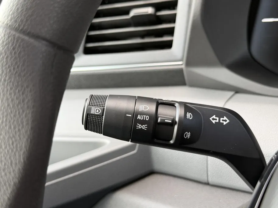 Renault Master E-Tech T35 L2H2 Advance Long Range 87 kWh Automaat | DEMO | Trekhaak | RVS Side & Backbar | Laadruimte Betimmering | Navi | Camera | Apple CarPlay/Android Auto | Full LED | Climate Control | Parkeersensoren |