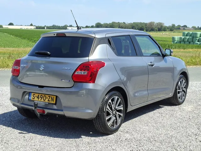 Suzuki Swift 1.2 Style Smart Hybrid LMV | CRUISE | TREKH. | NL-auto | rijklaarprijs!!