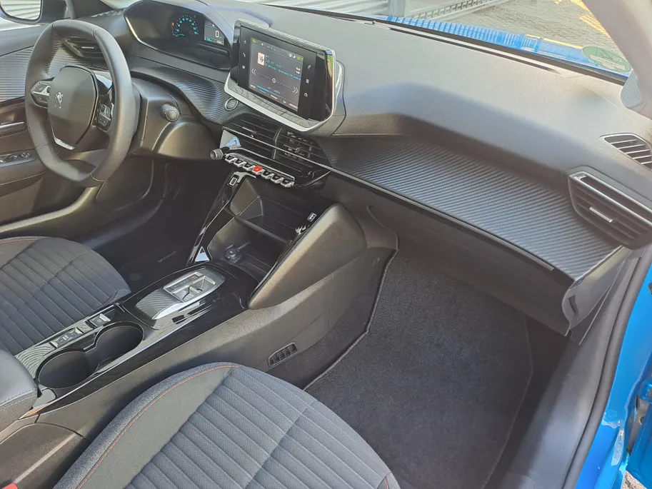 Peugeot e-208 EV Active Pack 50 kWh | Cruise control | Navigatiesysteem | Keyless start | DAB | LM Velgen | 100% Elektrisch | SOH 95,6 %