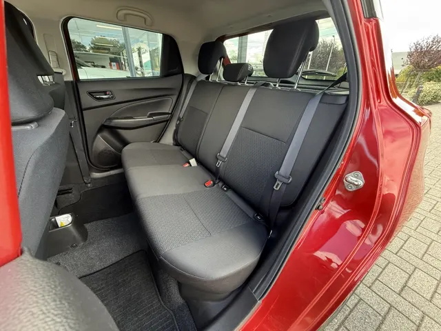 Suzuki Swift 1.2 Style Smart Hybrid Automaat | Bi-tone