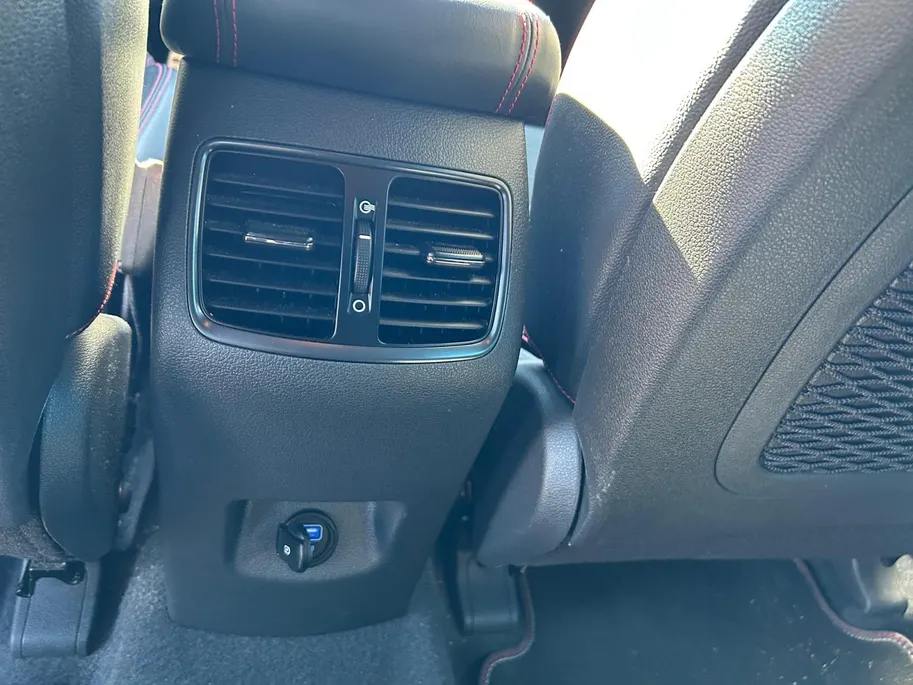Hyundai Tucson 1.6 T-GDI N-Line AUTOMAAT, Super nette gave uitvoering, Zeer veel opties! NU RIJKLAARPRIJS incl. 1 JAAR GARANTIE!! Premiumpakket GRATIS!