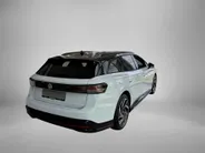 Volkswagen ID.7 Tourer Limited Edition 77 kWh accu 286 pk Achteruitrijcamera · Multifunctioneel stuurwiel · Voorraad OUTLET · Prijs is inclusief inruilpremie ·