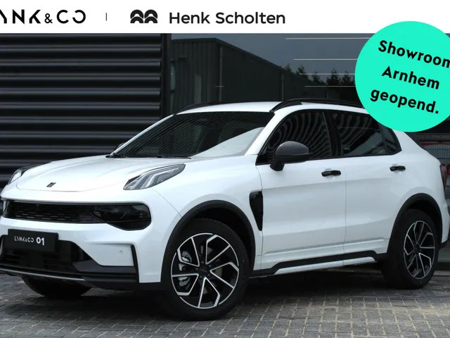 Lynk & Co 01