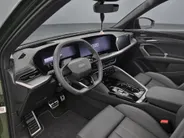 Audi Q5 Sportback e-hybrid quattro S edition Competition 367 PK · Glazen panoramadak · Head-up display · B&O premium 3D