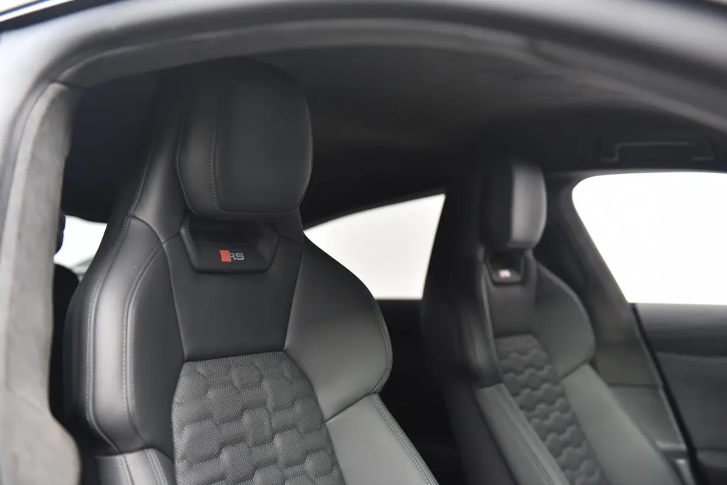 Audi e-tron GT RS