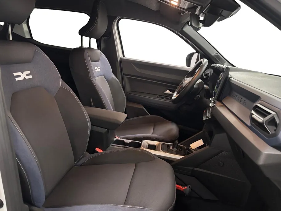 Dacia Duster 1.6 Hybrid 140 Journey AUTOMAAT NAVI AIRCO 360CAMERA CRUISE CONTROLE LM VELGEN HOGE INSTAP APPLE CARPLAY ANDROID AUTO ZEER MOOIE AUTO DEALER ONDERHOUDEN PAS 20000KM