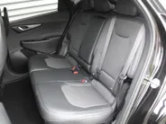 Kia EV6 Light Edition 63 kWh | Stuur-/stoelverwarming | Camera | 19' LM | LED | Cruise adapt. | Clima | Draadloze telefoonlader | 17% bijtelling |
