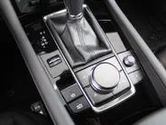 Mazda 3 2.5 e-SkyActiv-G M Hybrid 140 Exclusive-line | Nieuw | Stuur-/stoelverwarming | 360 Camera | Dodehoek detectie | HUD | Bose audio | 18' LM | LED |