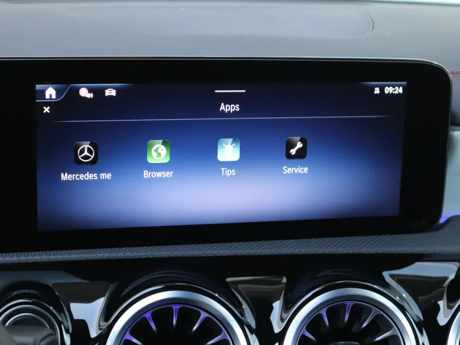 Mercedes-Benz CLA Shooting Brake 180 Star Edition AMG Line