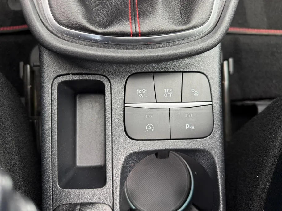 Ford Puma 1.0 EcoBoost Hybrid ST-Line X First Edition | Dealer onderhouden | Panorama dak | Adapt. Cruise control | BLIS | B&O | Elektr. achterklep | Draadloos opladen mobiel | 19' lichtmetalen velgen | Bovag garantie |