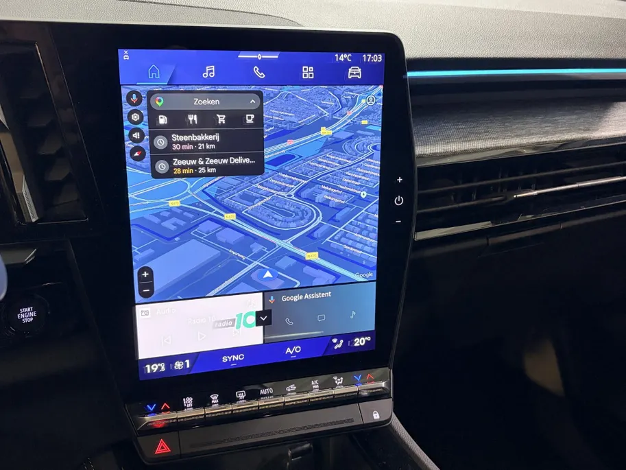 Renault Austral 200PK E-Tech Full Hybrid Techno Automaat | Camera | Parkeersensoren | Climate Control | Cruise Control | Apple CarPlay/Android Auto | Full LED | Licht & Regen Sensor | Lichtmetalen Velgen |