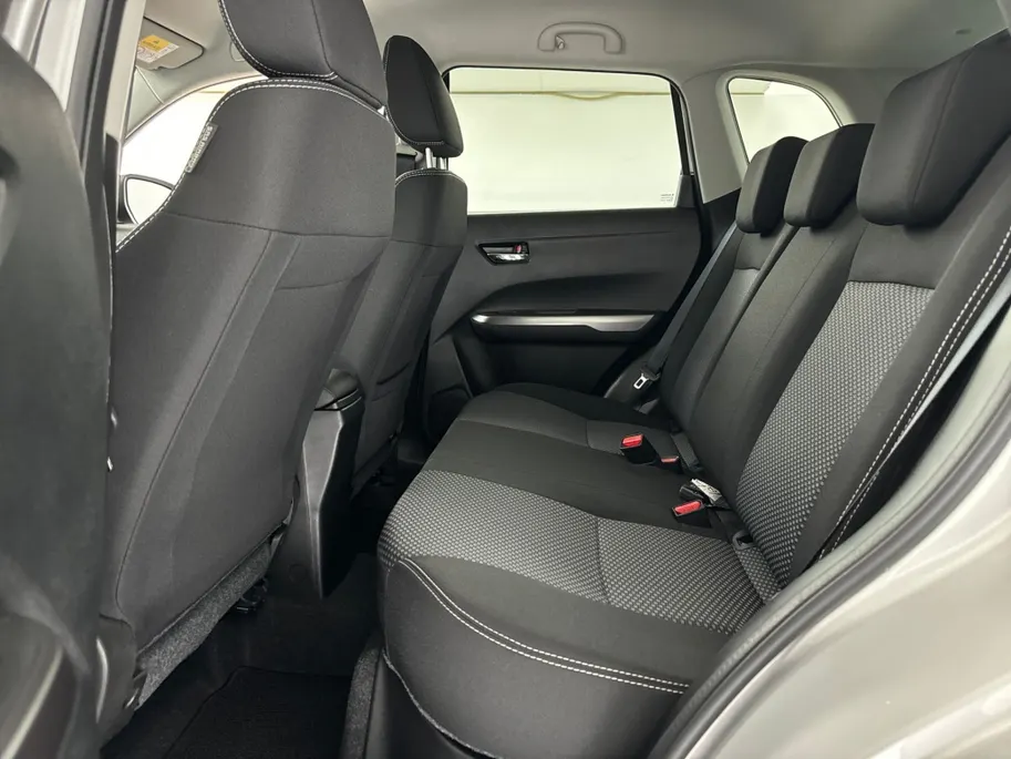 Suzuki Vitara 1.4 Select Smart Hybrid Automaat | Navigatie | Adaptieve Cruise Control | Parkeercamera