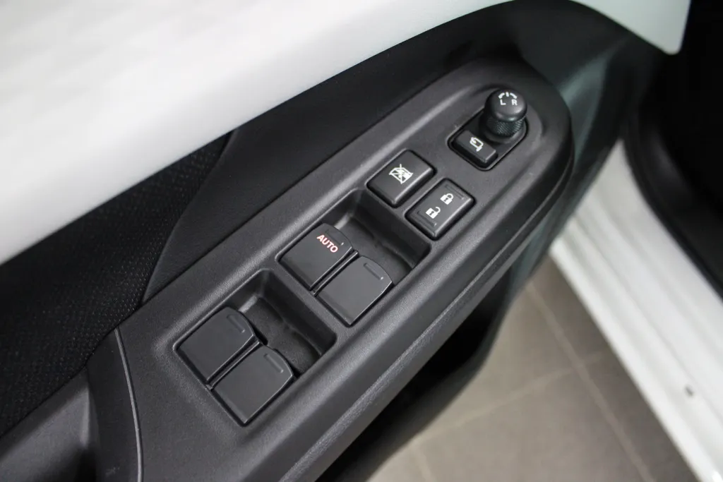 Suzuki Swift 1.2 Style Smart Hybrid Automaat / Navigatie / Keyless / Camera /