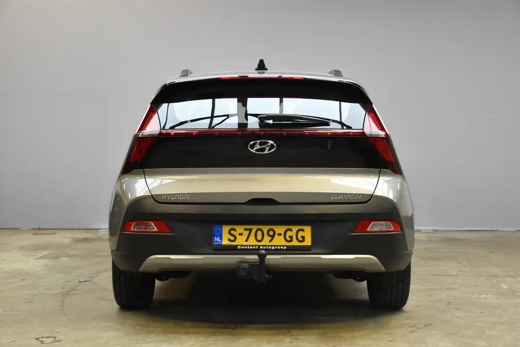 Hyundai Bayon 1.0 T-GDI 48V 100PK 7DCT Premium Automaat | Carplay/ Android Auto Navi | Camera |Clima | Cruise | Trekhaak