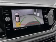 Volkswagen Polo 1.0 TSI 95pk DSG R-Line Business · Camera · Apple/Android Car Play · Navigatie · P-Sensoren · Stoelverwarming · 16'' Inch ·