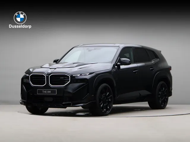 BMW XM