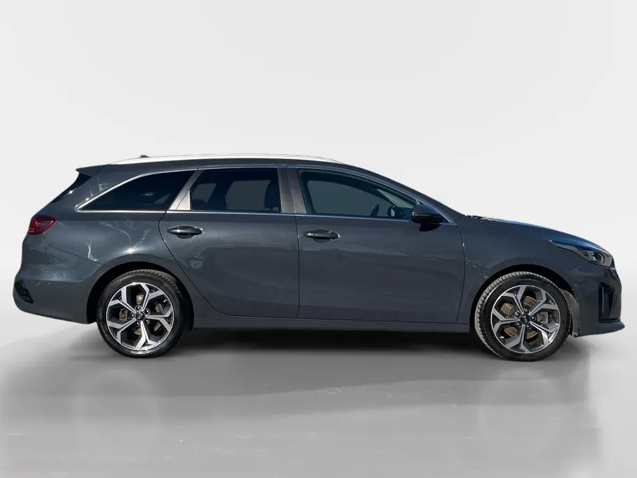 Kia Ceed Sportswagon 1.6 GDI PHEV ExecutiveLine | Stoelverwarming | Stoelverkoeling | Panoramadak | Carplay | Adaptieve Cruise Control | Leder