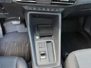 Ford Transit Connect 1.5 EcoBoost PHEV L2 Limited | NL auto | Adapt. Cruise control | Trekhaak | Parkeersensoren voor en achter | Achteruitrijcamera | Navigatie | Apple carplay & Android auto | BLIS | Voorruitverwarming | 17' inch lichtmetalen velgen |