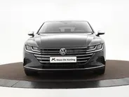 Volkswagen Arteon 1.4 TSI PHEV 218pk DSG eHybrid Elegance Business · Wegklapbare Trekhaak · Camera · Apple/Android Car Play · Dodehoek Detectie · Navigatie · 18'' Inch · EXTRA INRUILKORTING ·