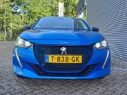 Peugeot e-208 EV Active Pack 50 kWh | Cruise control | Navigatiesysteem | Keyless start | DAB | LM Velgen | 100% Elektrisch | SOH 95,6 %