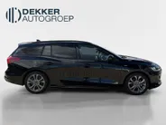Ford Focus Wagon 1.0 EcoBoost Hybrid ST Line WINTER PACK I DRIVER ASSISTANT PACK I ACHTERUITRIJCAMERA I ACC I APPLE CARPLAY / ANDROID AUTO I