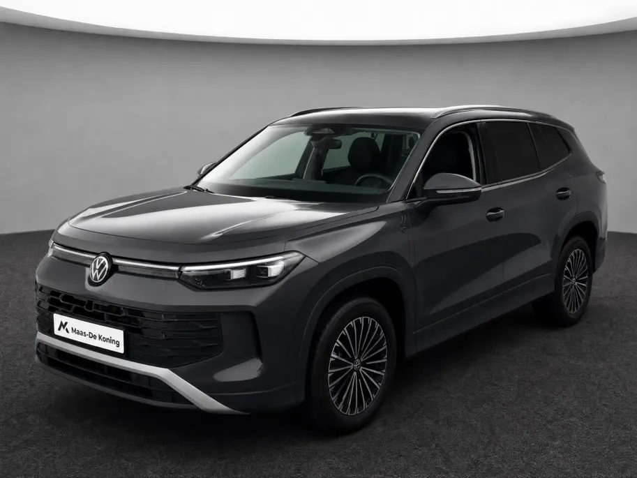 Volkswagen Tayron Life Edition 1.5 eHybrid 204 pk 6 versn. DSG · Comfort Pakket · Trekhaak inklapbaar, met elektrische ontgrendeling, incl. aanhangermanoeuvreerhulp Trailer Assist · Voorraad OUTLET · Prijs is inclusief inruilpremie · MEGA SALE