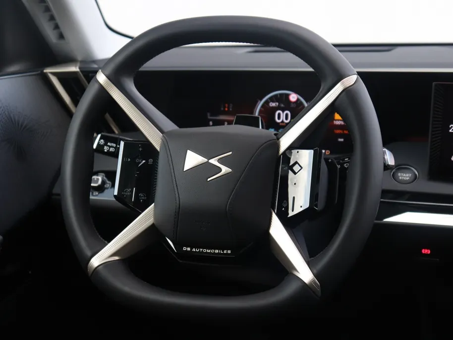 DS DS 7 No E-Tense Etoile 74kWh | Leder| Pano | Boek nu uw proefrit!