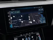 Audi e-tron 55 408pk Quattro S edition 95 kWh · SOH 97,1% · Panoramadak · Camera · Luchtvering · Zwart Optiek Plus · 21'' Inch ·