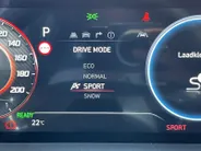 Hyundai Inster Evolve 49 kWh | Nieuw | Uit voorraad leverbaar | Zeer compleet | 360 km range | 360 graden camera | Hyundai Rotterdam - Noord |