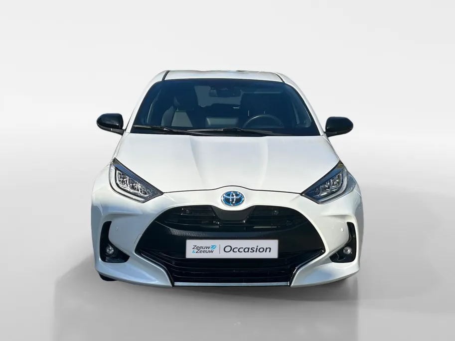 Toyota Yaris 1.5 Hybrid Executive Zeer compleet o.a. Navigatie, Trekhaak etc! Nu incl. 12 maanden garantie!