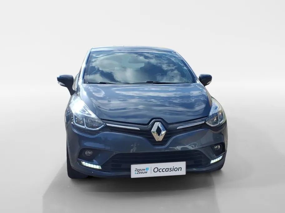 Renault Clio 0.9 TCe Limited navi , airco , trekhaak , lm velgen , parkeersensor , tel , usb .