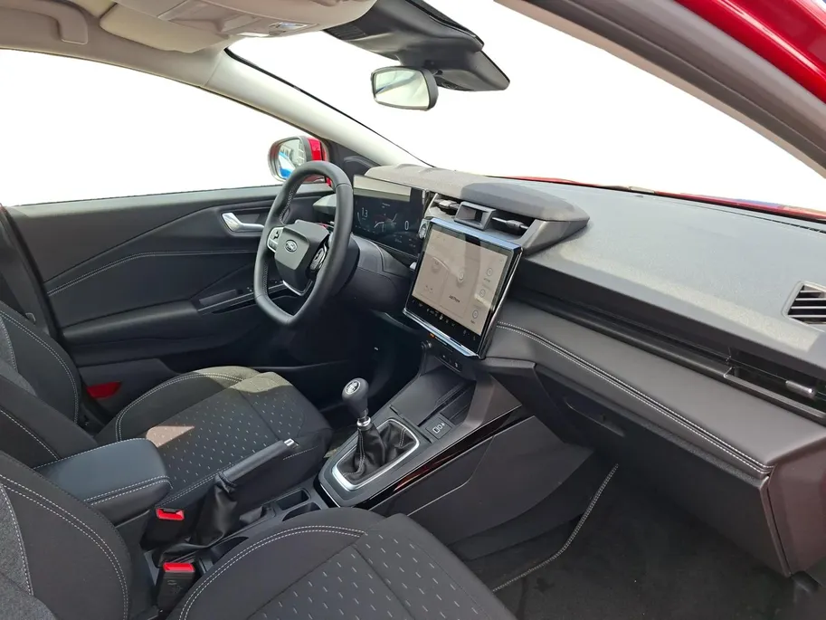 Ford Puma 1.0 EcoBoost Hybrid Titanium | €5.000.- korting | 0,99% rente | Direct leverbaar | Winterpack | Achteruit rij camera