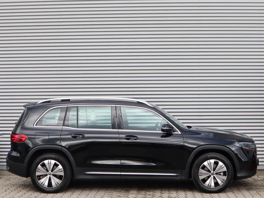 Mercedes-Benz EQB 250+ Business Solution 71 kWh Voorraadactie Voordeel € 6.000,- !!