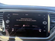 Volkswagen T-Roc 1.5 TSI Sport | Automaat | Apple Carplay/Android Auto | Trekhaak | Navigatie | Climate Control | Cruise Control | DAB | Goed Onderhouden